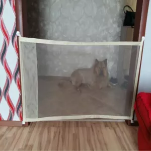 Skládací bezpečnostní dveře pro psy a kočky, 110cm x 72cm (černé)