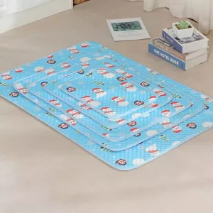 Podložky pro psy a kočky 65x50cm - Modrý zimní sněhulák Podložky pro psy a kočky 65x50cm - Modrý zimní sněhulák