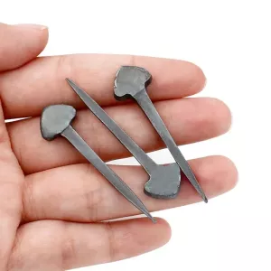 Kovové hřebíky pro opravu kopyt koní - Hřebíky pro podkovy a doplňky pro jezdectví TopTechnology Kovové hřebíky pro opravu kopyt koní - Hřebíky pro podkovy a doplňky pro jezdectví TopTechnology