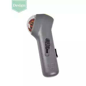 Pomůcka pro školení psů - launcher na pamlsky a dorty TopTechnology Pomůcka pro školení psů - launcher na pamlsky a dorty TopTechnology