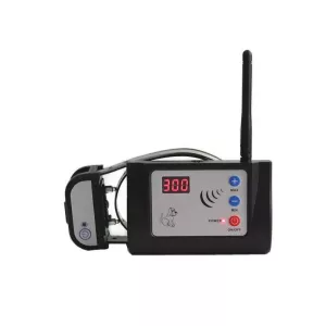 300 Metrů Chytrý Bezdrátový Ohradník pro Domácí Zvířata s Voděodolným Obojkem a Noční Reflexní Přízí TopTechnology