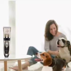 P2 110-240V Profesionální elektrické nůžky na srst pro domácí mazlíčky s keramickými titanovými čepelemi a čtyřmi hřebeny TopTechnology P2 110-240V Profesionální elektrické nůžky na srst pro domácí mazlíčky s keramickými titanovými čepelemi a čtyřmi hřebeny TopTechnology