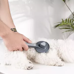 Pet Self-Cleaning Comb - Hřeben pro kočky a psy (Barva Sakura) TopTechnology Pet Self-Cleaning Comb - Hřeben pro kočky a psy (Barva Sakura) TopTechnology