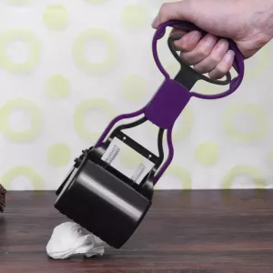 Vychytávka na exkrementy se dlouhou rukojetí pro psy a kočky (černá)