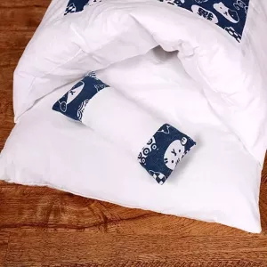 Zimní pelíšek pro kočky a psy - uzavíratelný a pratelný, S (námořnická modř)