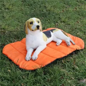 Voděodolná podložka pro psy a kočky, camping, oranžová, velikost S 80x70 cm